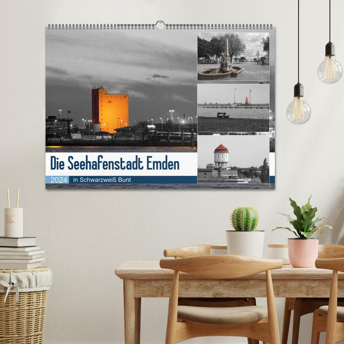 Die Seehafenstadt Emden - in Schwarzweiß Bunt (CALVENDO Wandkalender 2024)