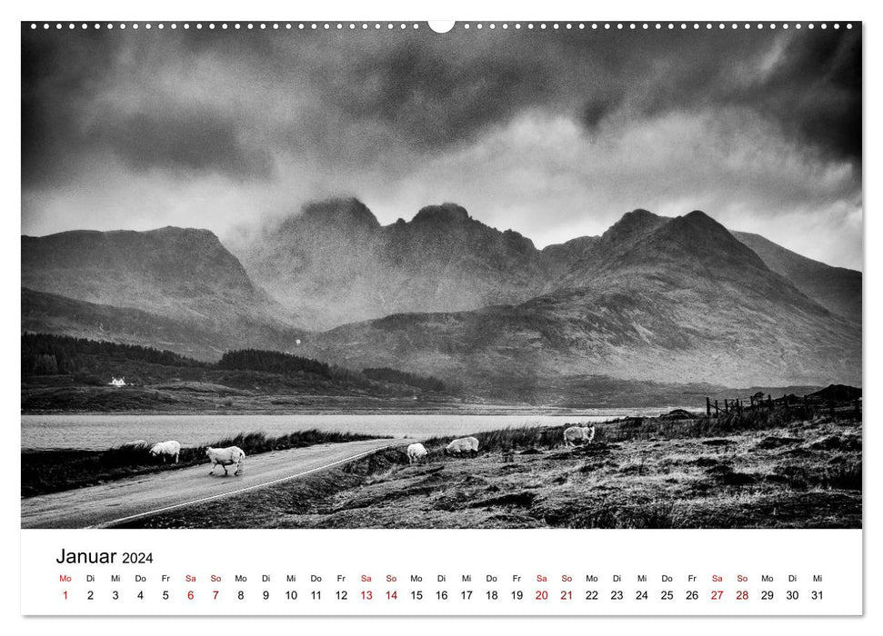 Skye in Monochrom (CALVENDO Premium Wandkalender 2024)