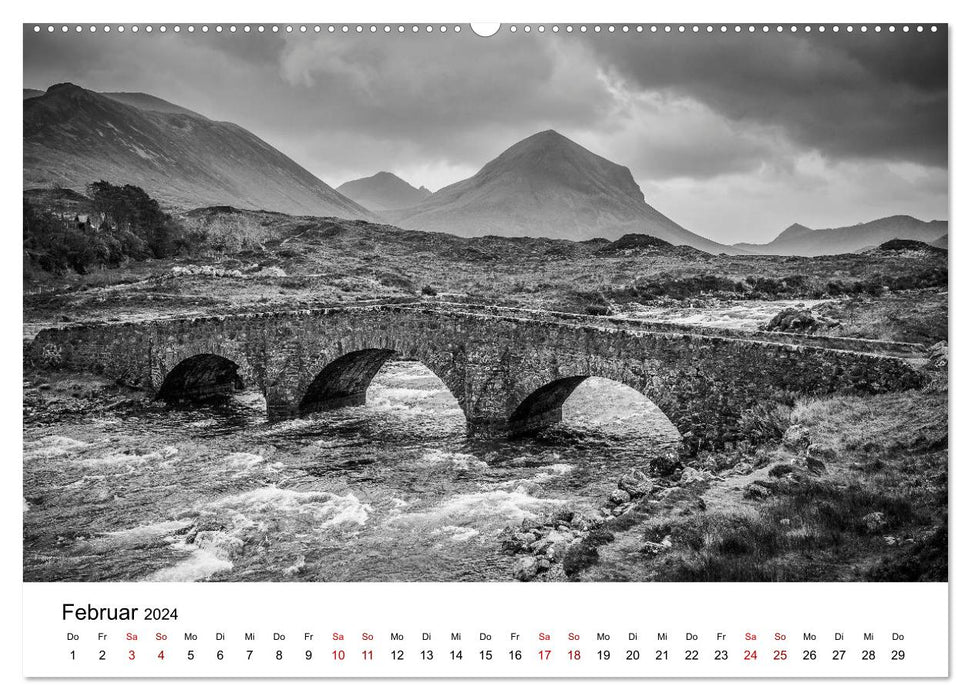 Skye in monochrome (CALVENDO Premium Wall Calendar 2024) 