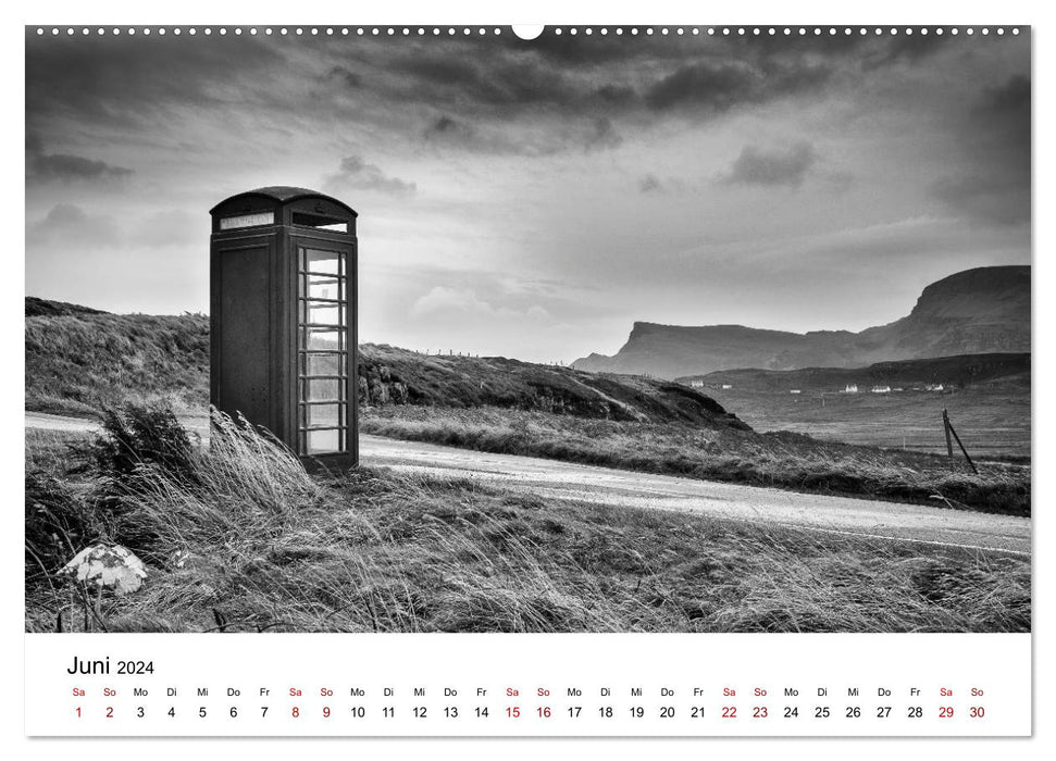 Skye in Monochrom (CALVENDO Premium Wandkalender 2024)