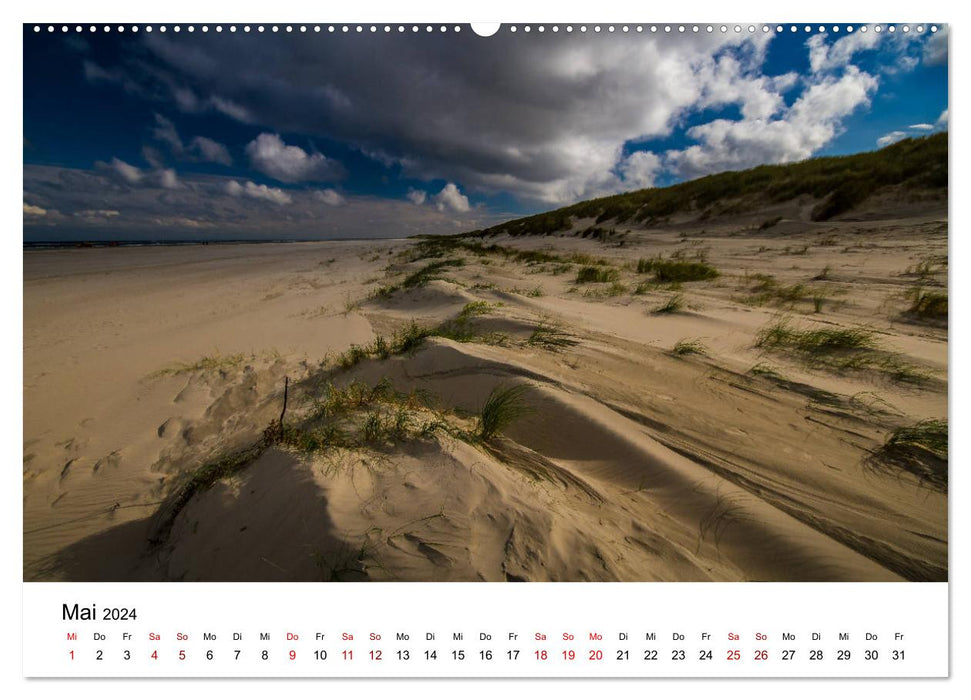 Langeoog – An Autumn on the Island of Life (CALVENDO Premium Wall Calendar 2024) 