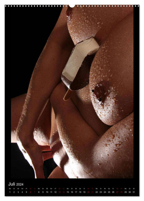 Perlenglanz - Wassertropfen auf nackter Haut (CALVENDO Premium Wandkalender 2024)