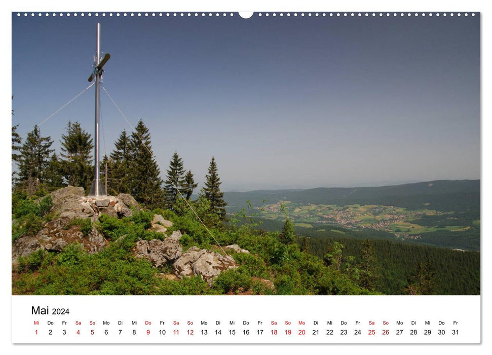 Croix au sommet de la forêt de Bohême (Calendrier mural CALVENDO Premium 2024) 