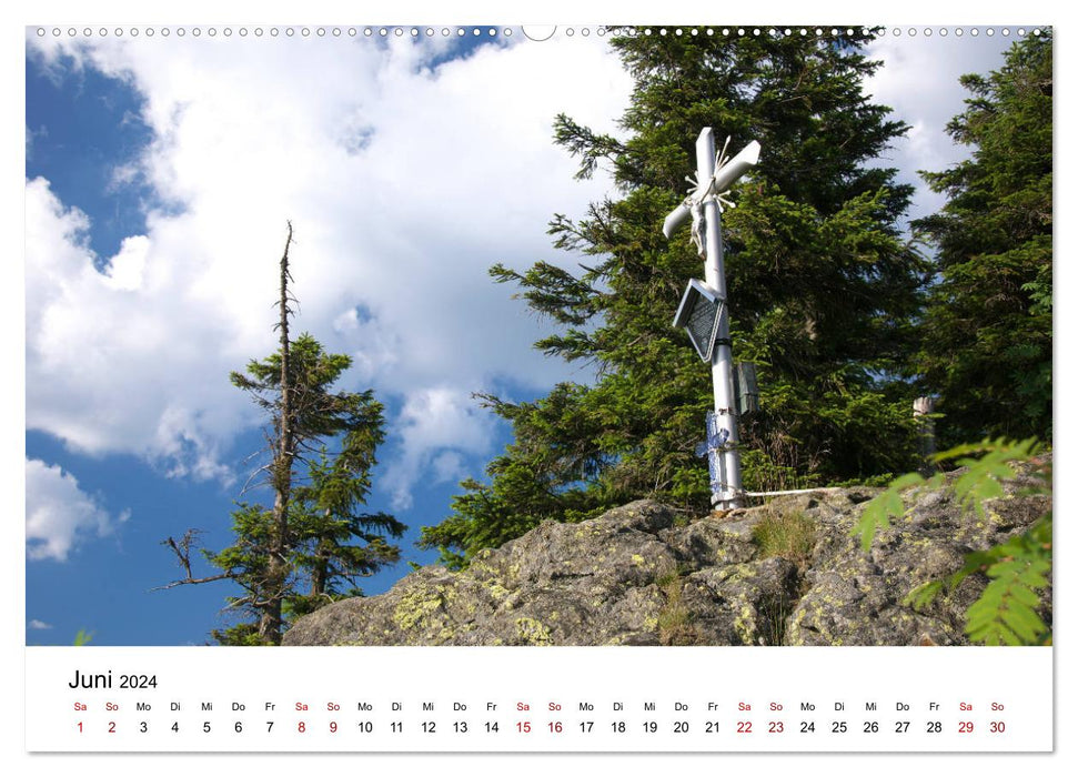 Croix sommitales dans la forêt de Bohême (calendrier mural CALVENDO 2024) 