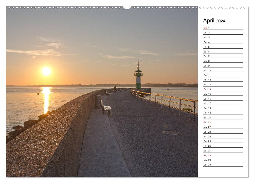 Baltic Sea spa Travemünde - The most beautiful daughter in Lübeck (CALVENDO Premium Wall Calendar 2024) 