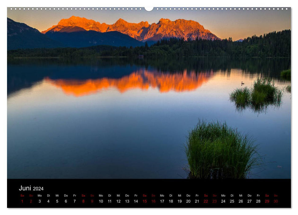 Lumière sur les paysages alpins (Calendrier mural CALVENDO 2024) 