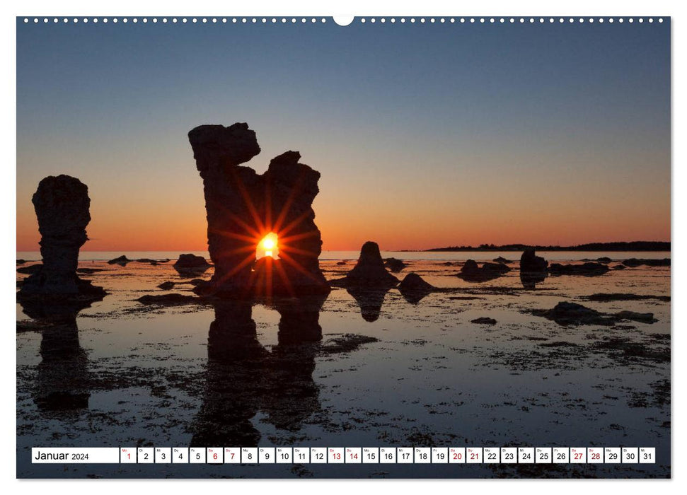 Gotland - Sonneninsel in der Ostsee (CALVENDO Premium Wandkalender 2024)