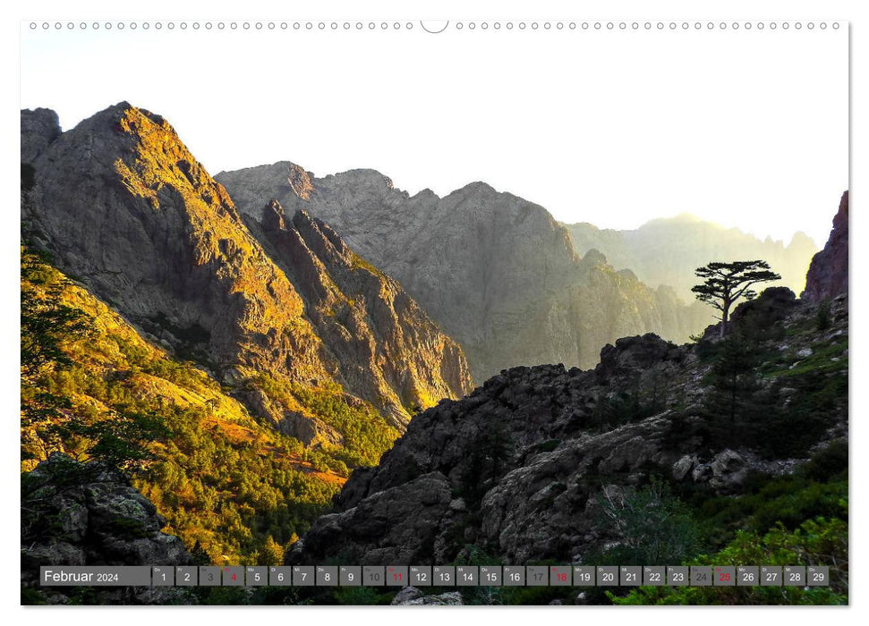 Corsica - long-distance hiking trail GR 20 (CALVENDO wall calendar 2024) 