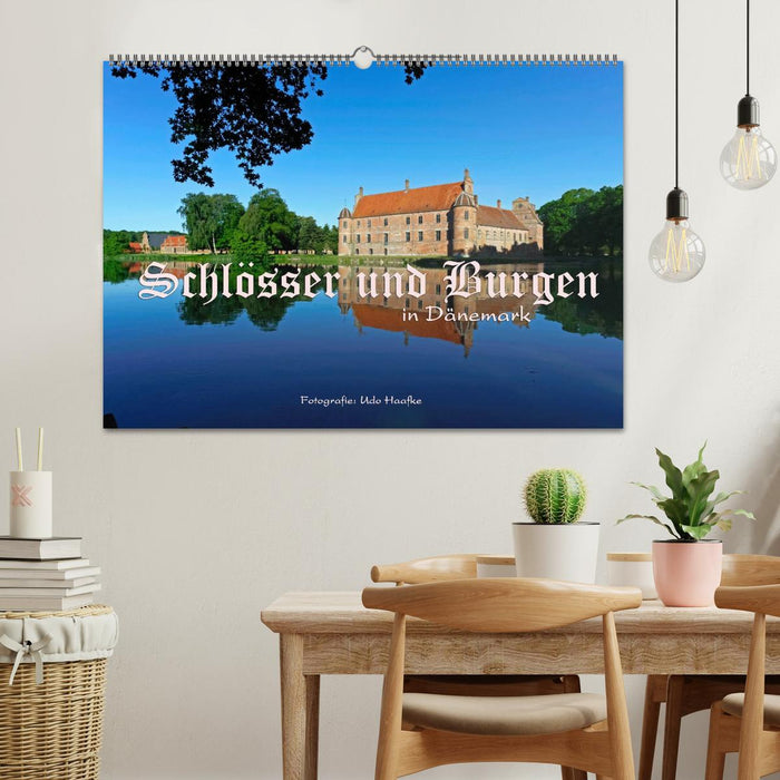 Palaces and castles in Denmark 2024 (CALVENDO wall calendar 2024) 