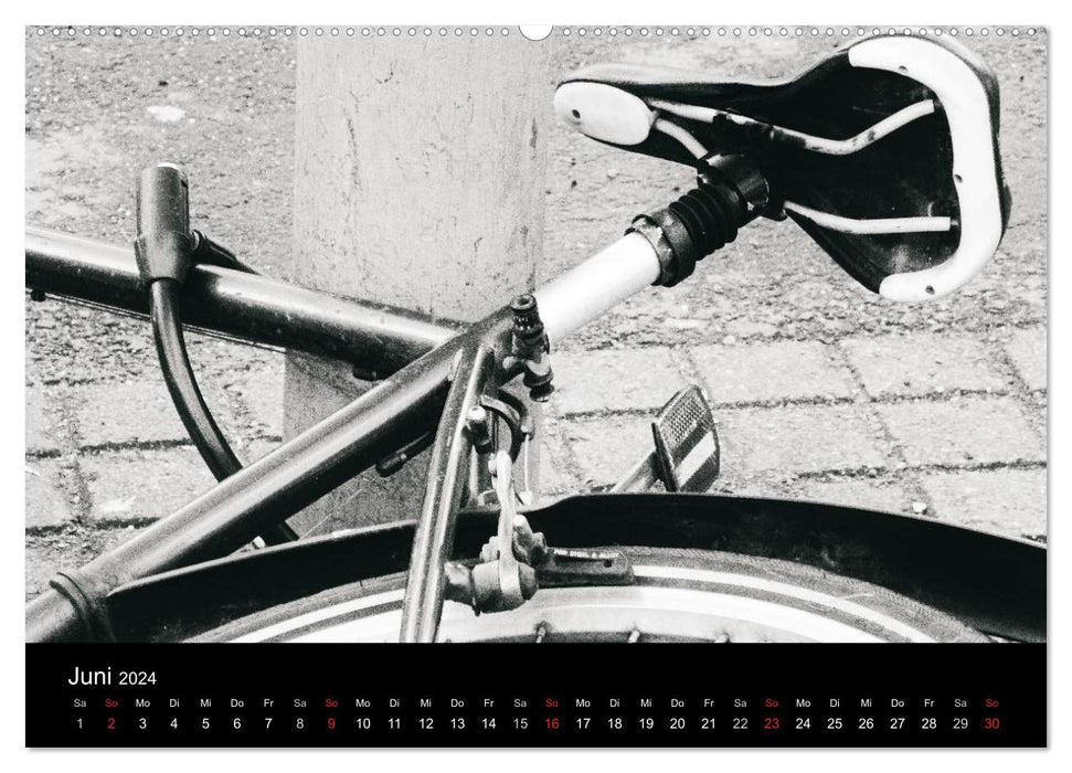 200 Years of Bicycle - Excerpts by Ulrike SSK (CALVENDO Premium Wall Calendar 2024) 