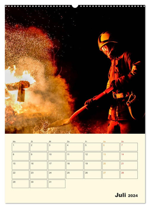 Fire brigade - selfless service worldwide (CALVENDO Premium Wall Calendar 2024) 