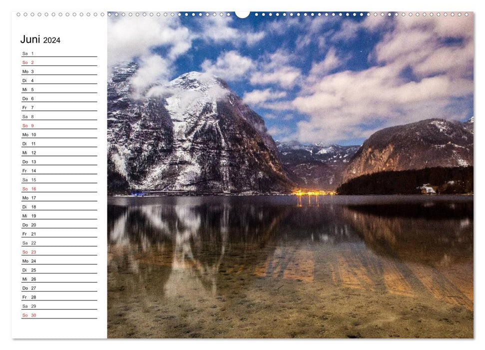 Österreich. Grüße vom Land der Berge und Seen (CALVENDO Premium Wandkalender 2024)