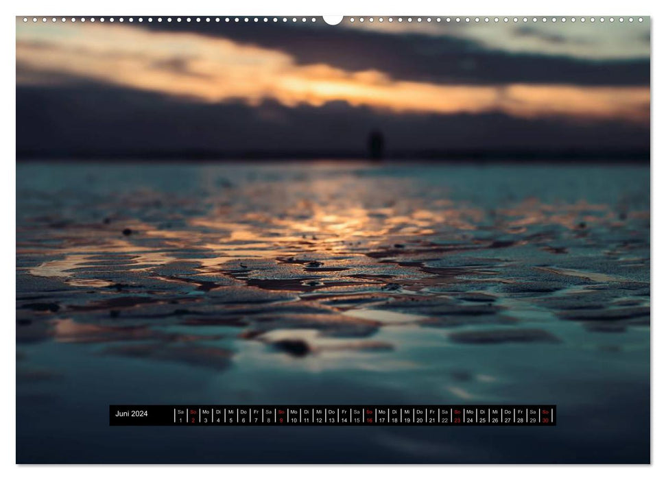 Abendlicht über der Nordsee (CALVENDO Wandkalender 2024)