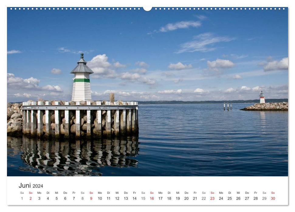 Phares et balises sur la mer Baltique (Calendrier mural CALVENDO Premium 2024) 