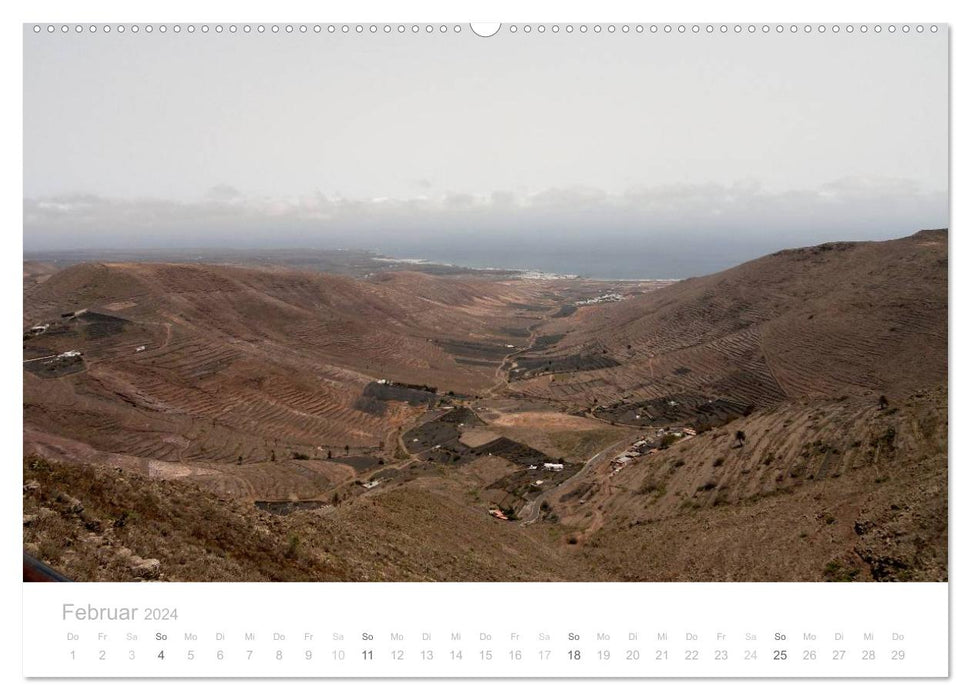 The unreal world of Lanzarote (CALVENDO wall calendar 2024) 
