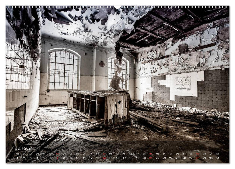 Forgotten places - lost past (CALVENDO Premium wall calendar 2024) 