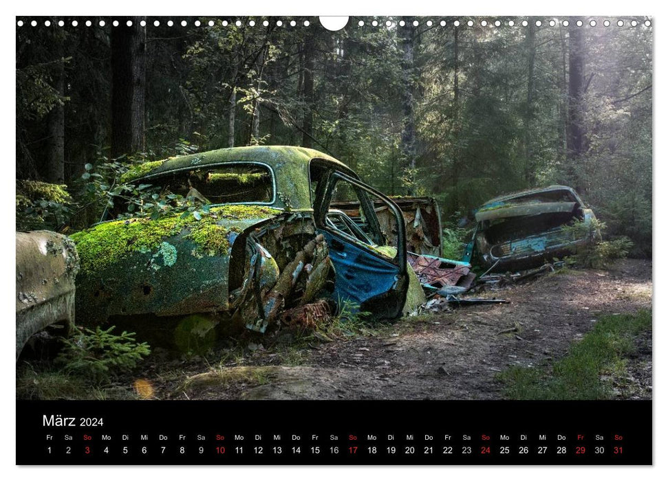 Automobiles in autumn (CALVENDO wall calendar 2024) 