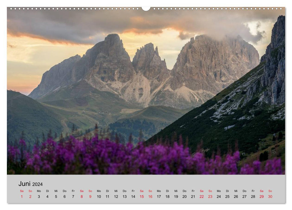Südtiroler Bergwelten - Die monti pallidi, Idylle die fast unwirklich erscheint (CALVENDO Premium Wandkalender 2024)