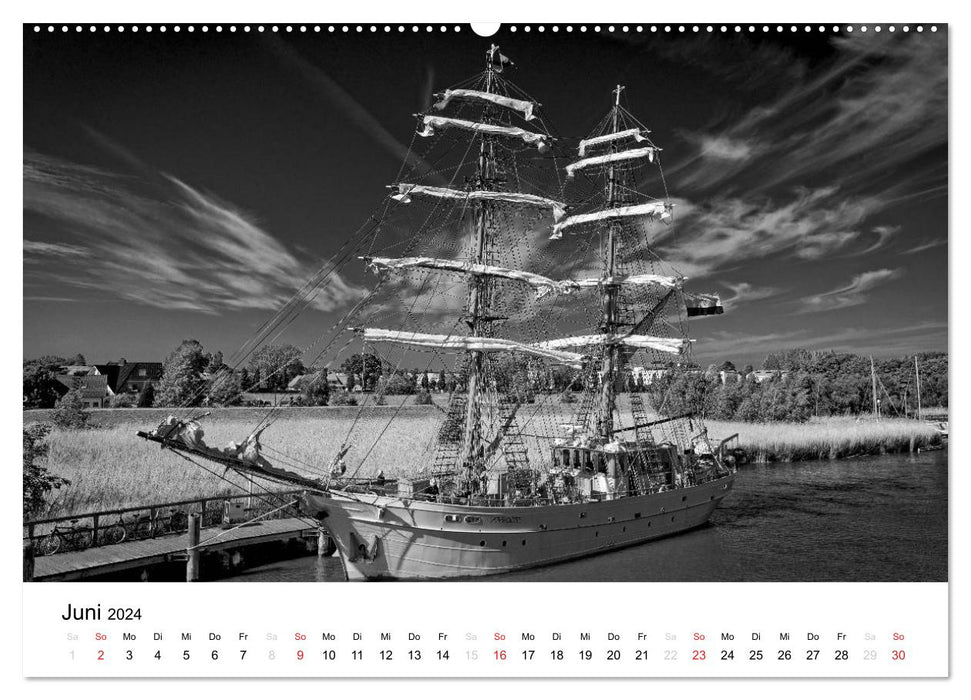 Ostseebad Zingst - impressions in black and white (CALVENDO Premium Wall Calendar 2024) 