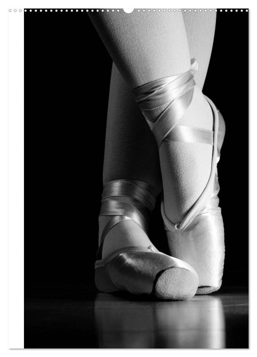 Ballet black and white pictures (CALVENDO wall calendar 2024) 