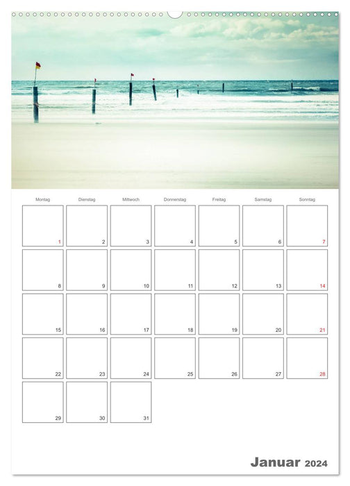 Strandbilder - Künstlerische Impressionen von der Nordsee (CALVENDO Wandkalender 2024)