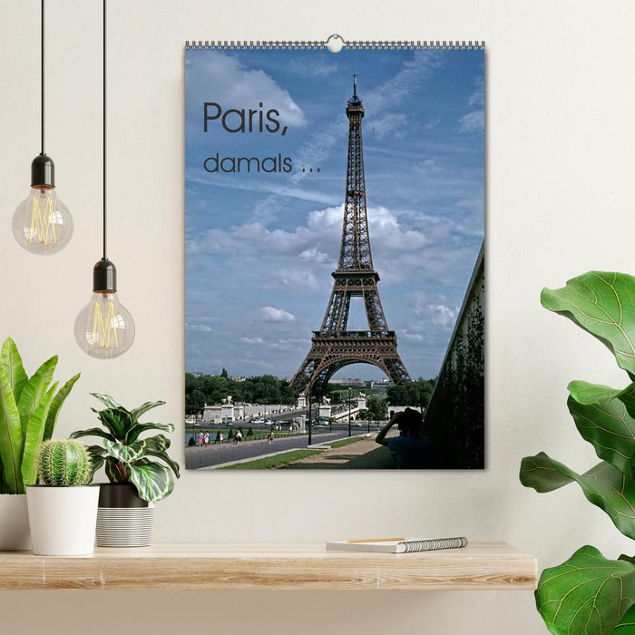 Paris, back then... (CALVENDO wall calendar 2024) 