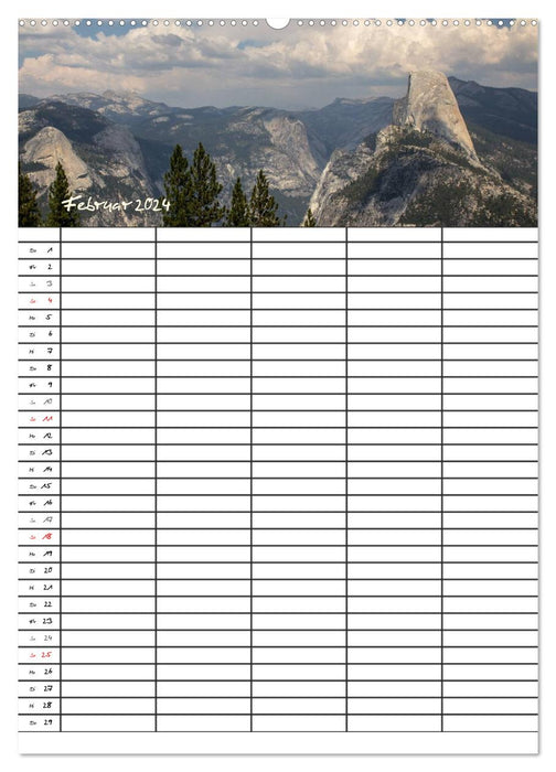 Magische Bergwelten (CALVENDO Premium Wandkalender 2024)