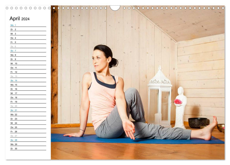 Yoga - very easy at home (CALVENDO wall calendar 2024) 