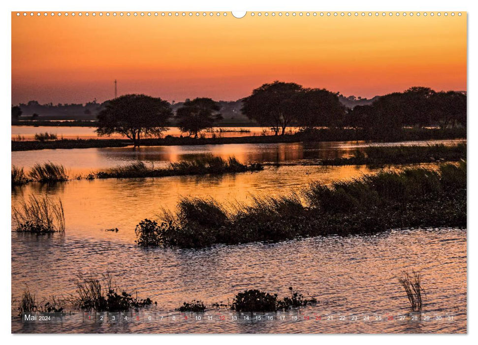 Inle Lake habitat in Myanmar (CALVENDO Premium Wall Calendar 2024) 