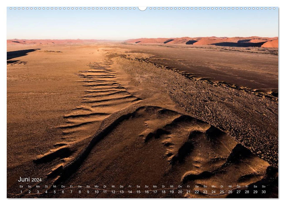 Im Ballon über dem Sossusvlei, Namibia (CALVENDO Wandkalender 2024)