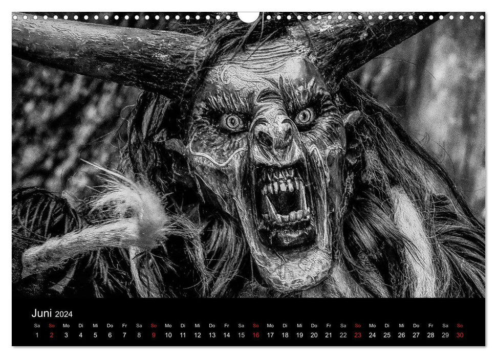 Perchten und Krampusse im Voralpenland (CALVENDO Wandkalender 2024)