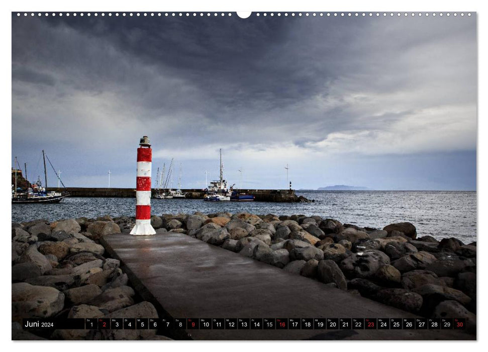 Madeira - Insel mitten im Atlantik (CALVENDO Wandkalender 2024)