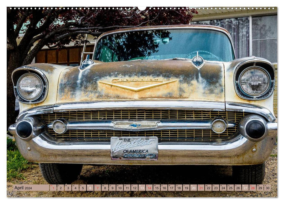 Old love never rusts - Junkyard in Arizona (CALVENDO Premium Wall Calendar 2024) 