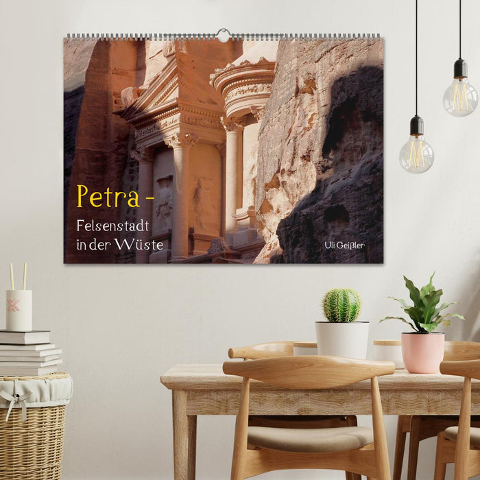 Petra - Felsenstadt in der Wüste (CALVENDO Wandkalender 2024)