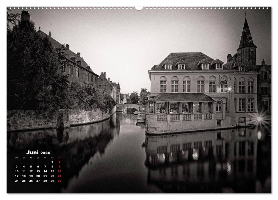 Bruges – Time travel to the Middle Ages (CALVENDO Premium Wall Calendar 2024) 