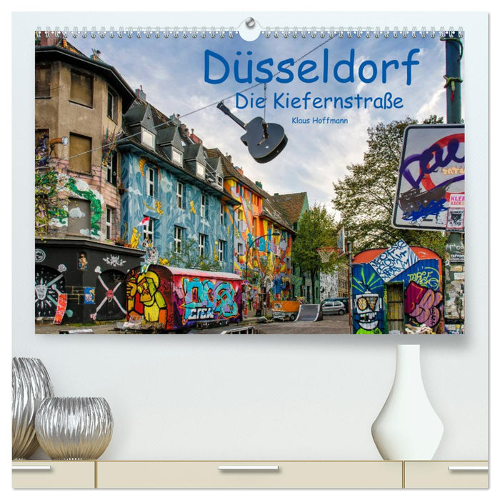 Düsseldorf - The Pine Street (CALVENDO Premium Wall Calendar 2024) 