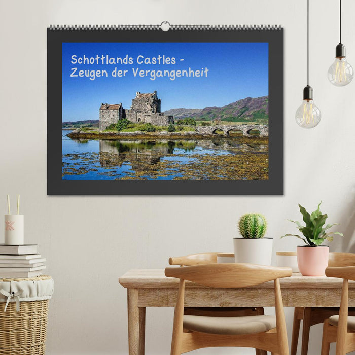 Scotland's Castles - Witnesses to the Past (CALVENDO Wall Calendar 2024) 