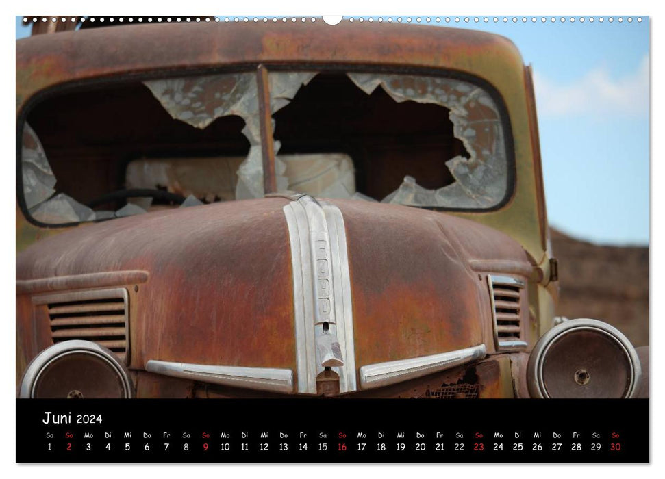 Fascination Namibia - classic cars with a difference (CALVENDO Premium Wall Calendar 2024) 