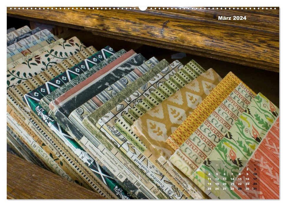 Book Antiques (CALVENDO Premium Wall Calendar 2024) 