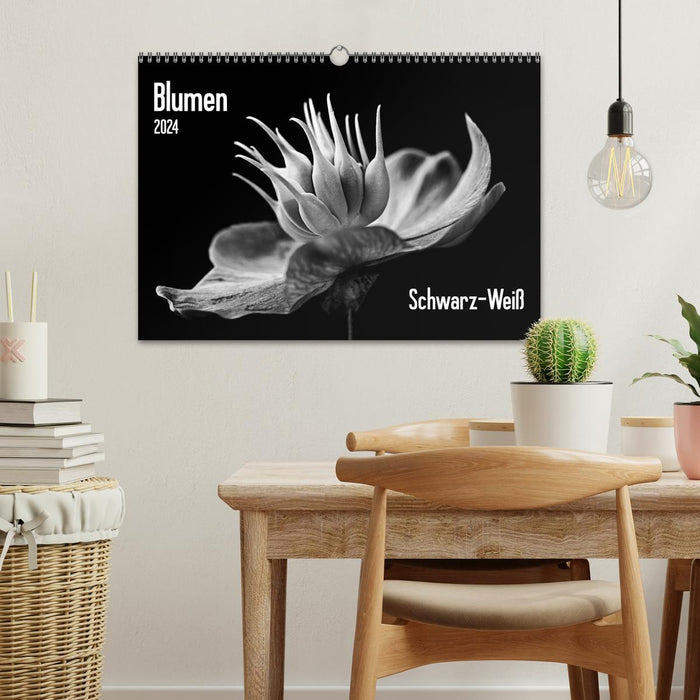 Flowers 2024, black and white (CALVENDO wall calendar 2024) 