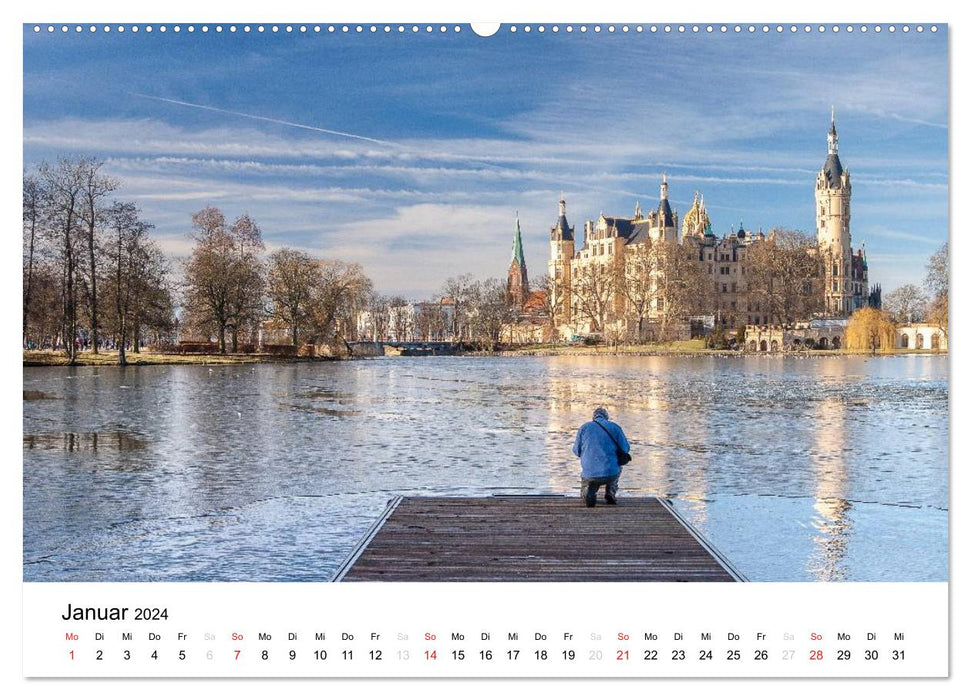 Schwerin fairytale castle (CALVENDO wall calendar 2024) 