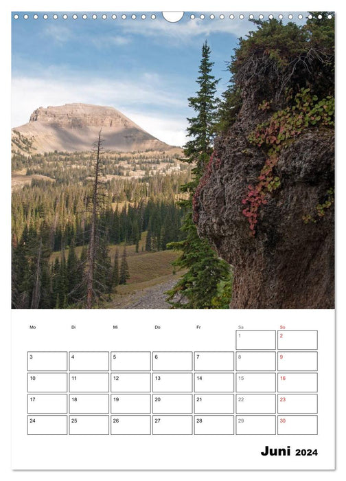 Yellowstone and Grand Tetons National Parks (CALVENDO Wall Calendar 2024) 