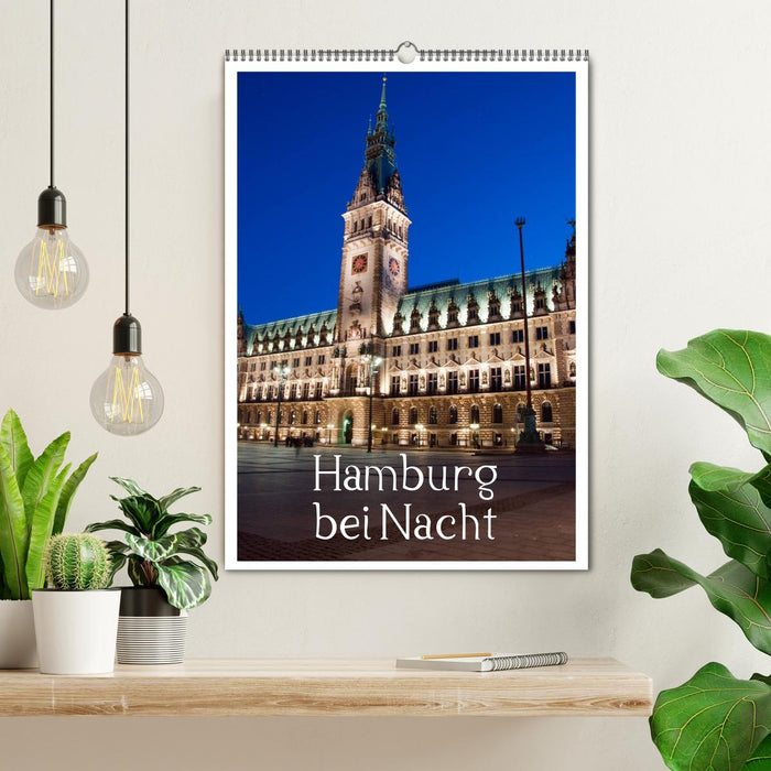 Hamburg bei Nacht (CALVENDO Wandkalender 2024)