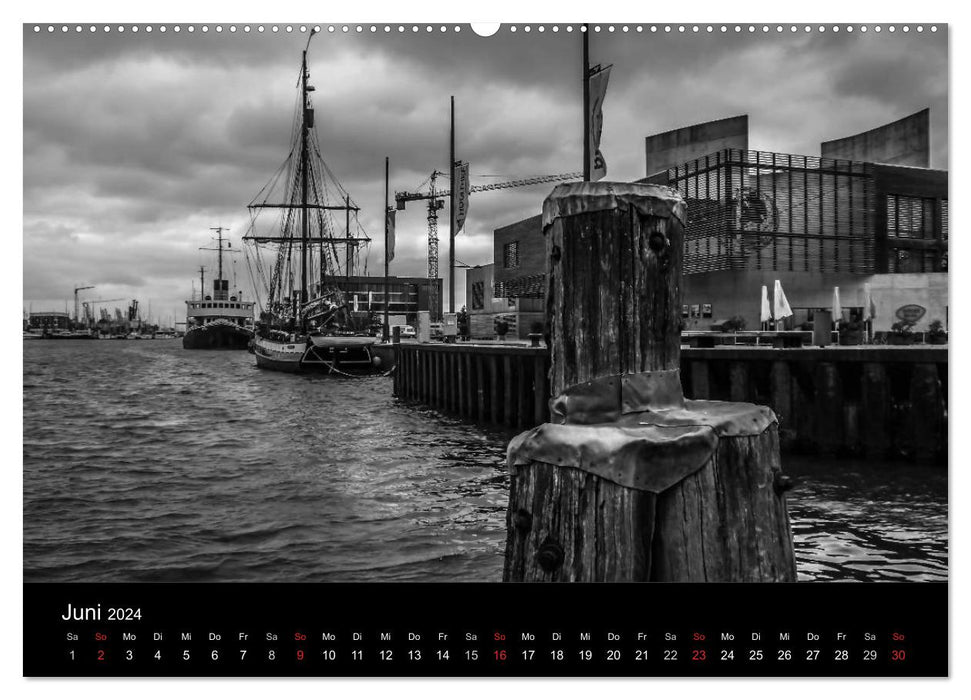 Bremerhaven - Spotlights Black and White (CALVENDO Wall Calendar 2024) 