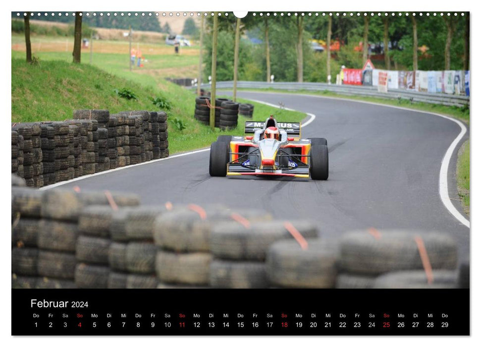 Formelrennwagen am Berg (CALVENDO Premium Wandkalender 2024)