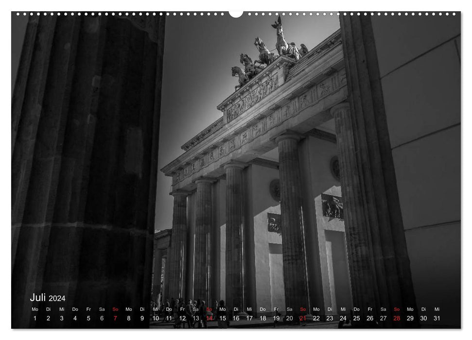Berlin - Light and Shadow (CALVENDO Premium Wall Calendar 2024) 