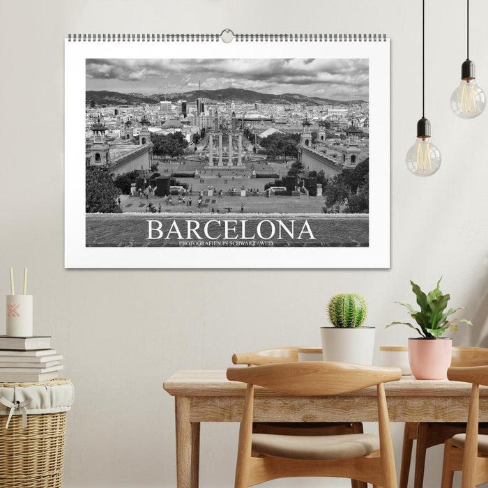 Barcelona Photografien in Schwarz / Weiß (CALVENDO Wandkalender 2024)