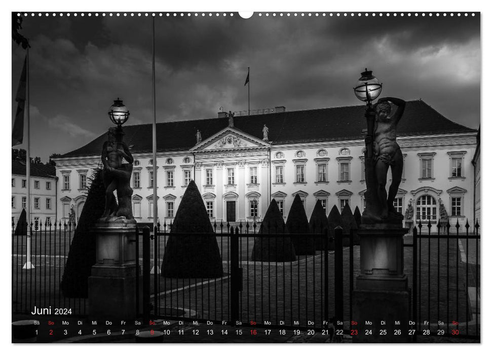 Berlin - light and shadow (CALVENDO wall calendar 2024) 