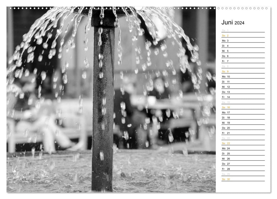 Berliner Straßenfotografie / Geburtstagskalender (CALVENDO Premium Wandkalender 2024)