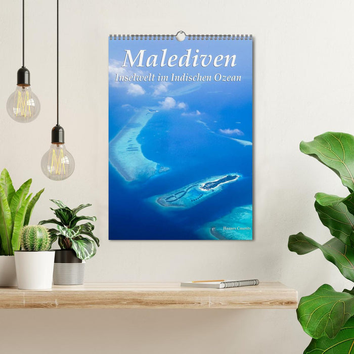 Maldives - monde insulaire dans l'océan Indien (calendrier mural CALVENDO 2024) 